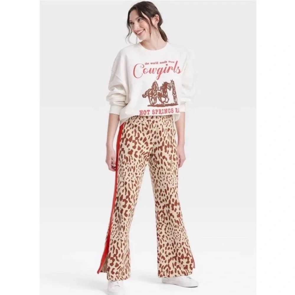 Grayson Threads Cozy Western Cowgirl Graphic Boxy Retro Sweatshirt Size 3X NWT - Picture 2 of 5